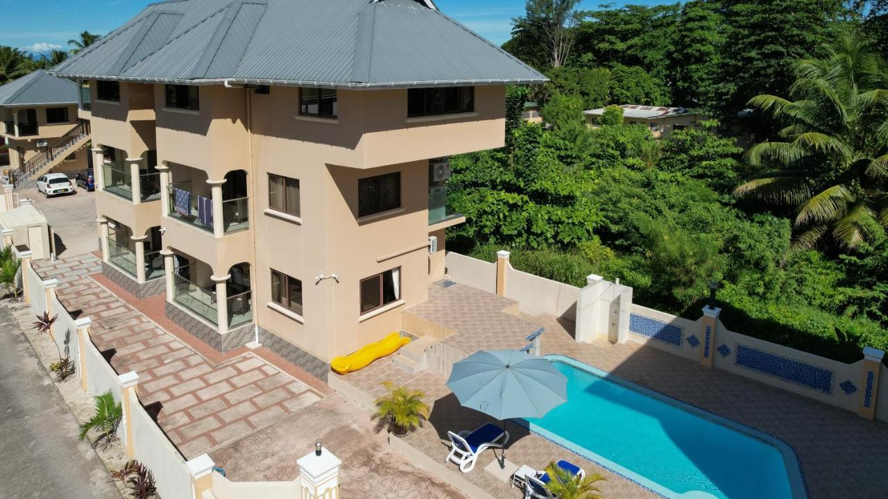 גרנד אנס Stone Self Catering Apartment מראה חיצוני תמונה